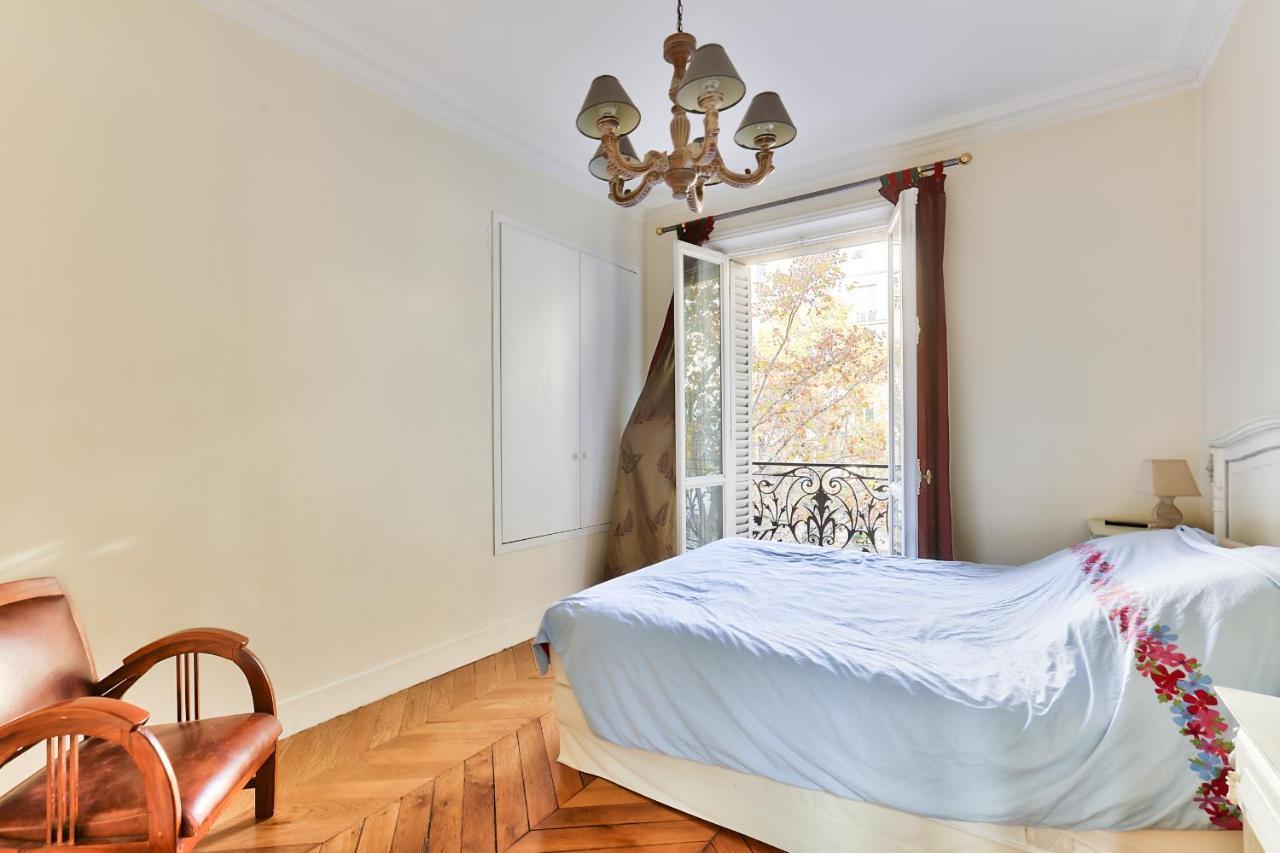 Appartement 140M2 Proche Des Champs Elysees Paris Exteriör bild